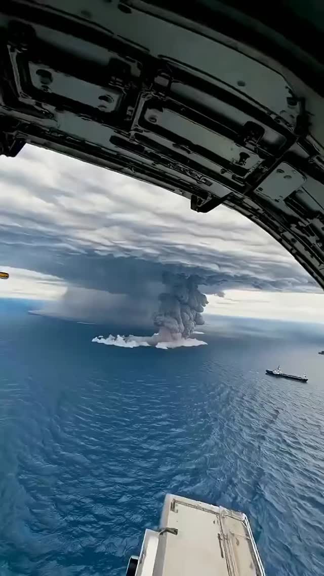 Paricutín volcano is one of the #7NaturalWonders 🇲🇽 .Visita Morelia hoy! 🇲🇽 .🦋 Look for me! 🥑🇲🇽 Book me today! 🦋___________________✍️ Guarda este post paraorganizar tu próxima visita!www.alfredotourguide.mx alfredotourguide@gmail.com#alfredotourguide @AlfredoTGCréditos: A sus autores_________________________When visiting Morelia ask for my tours on weekends with #soymigrante